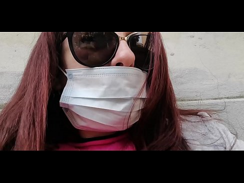 ❤️ Η Νικολέτα εκδικείται τον γείτονά της και κατουράει στο γκαράζ του (Ειδικό Covid19 Ιταλική καραντίνα) ❤️ Σούπερ σεξ ❌️