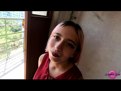 ❤️ Student Sucks a Stranger Sensually in the Backstreet - Face Cumming ❤️ Σούπερ σεξ ❌️
